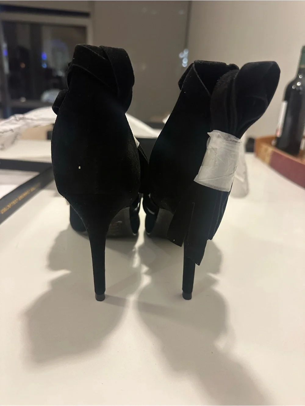 🆕 Lulu's Black Pointed-Toe Lace-Up Heels